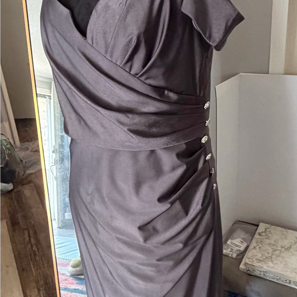 Oleg Cassini Slate Gray One-Shoulder Evening Gown - Picture 3 of 6